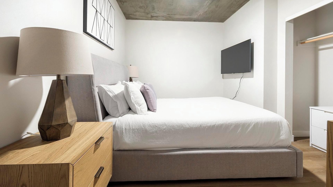 Photo of Bedroom in Englewood