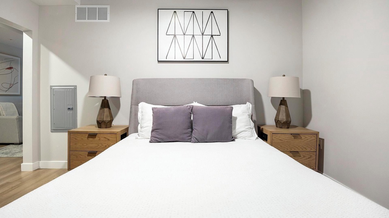 Photo of Bedroom in Englewood