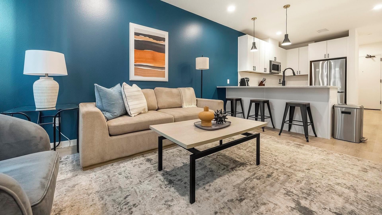 Photo of Livingroom in Civic Center