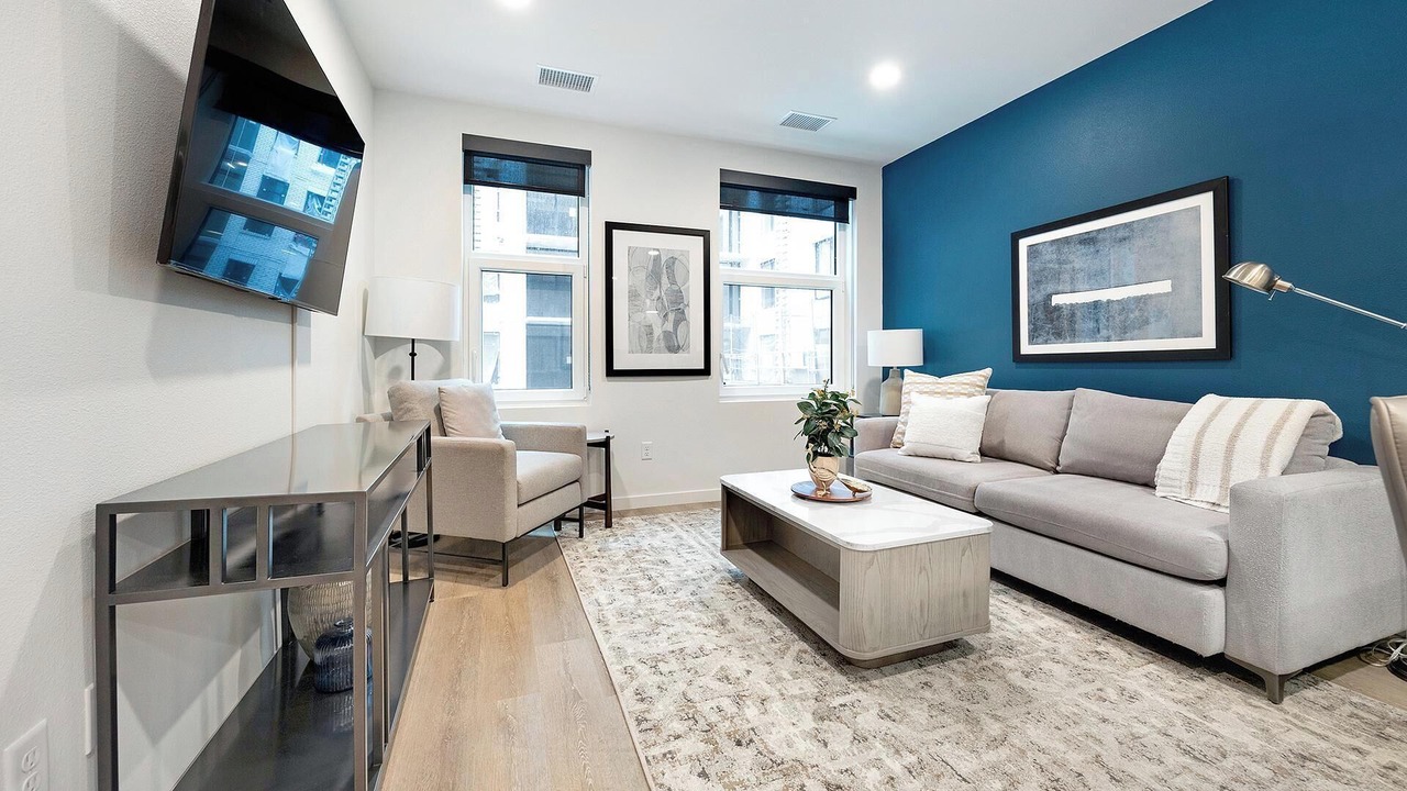 Photo of Livingroom in Civic Center
