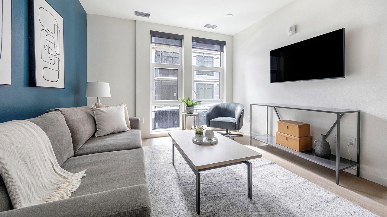 Photo of Livingroom in Civic Center