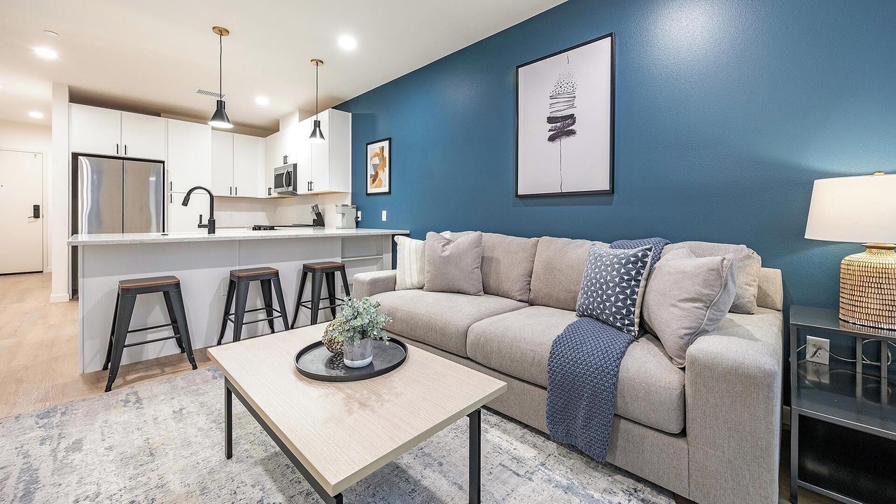 Photo of Livingroom in Civic Center