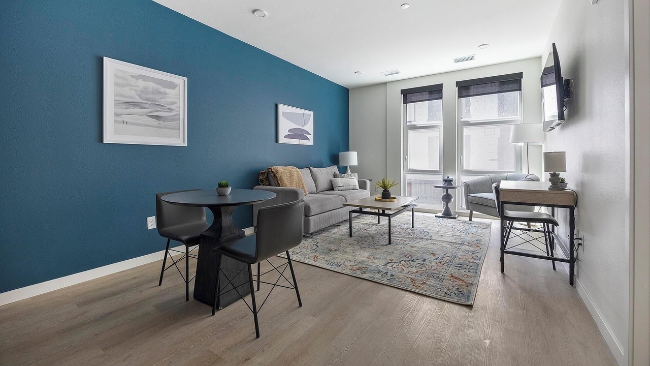 Photo of Livingroom in Civic Center