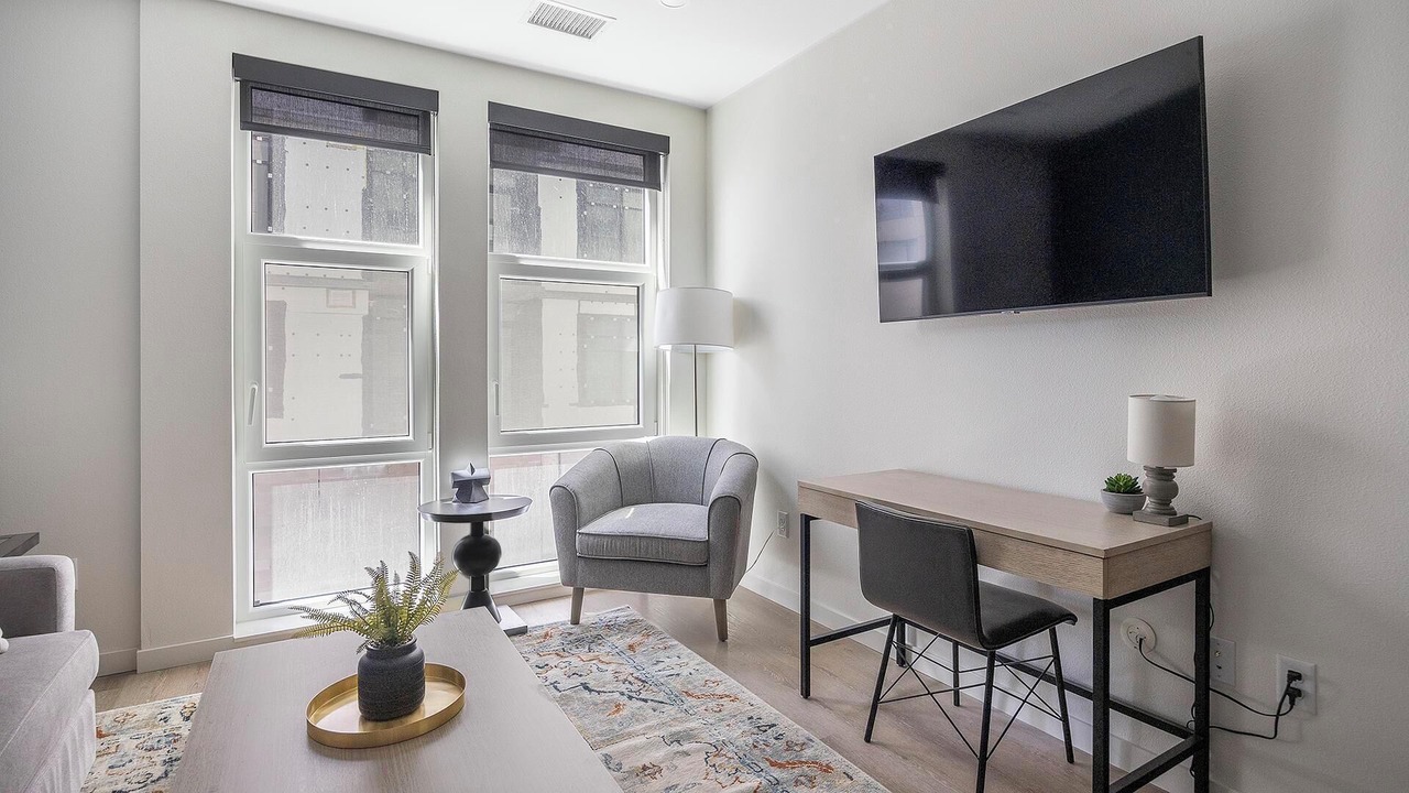 Photo of Livingroom in Civic Center