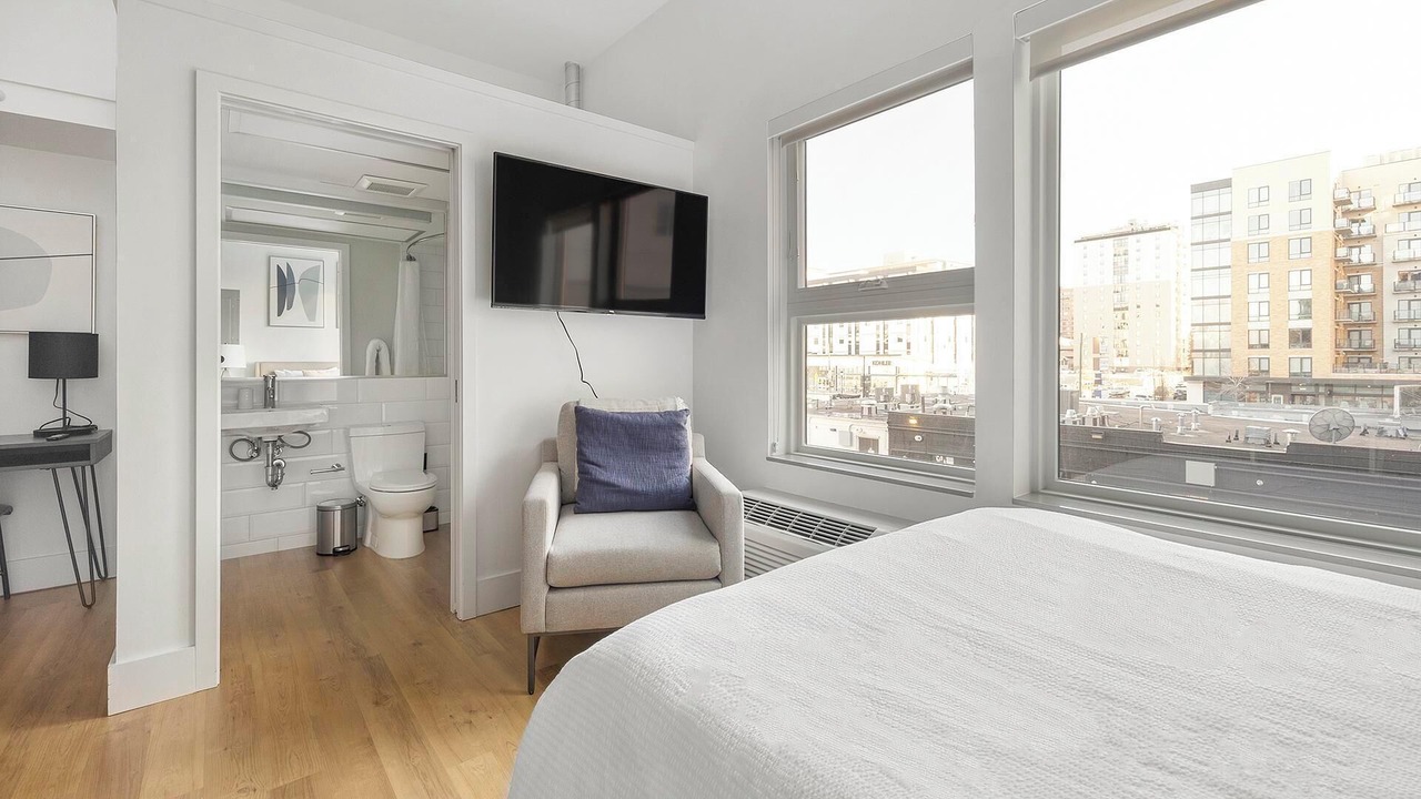 Photo of Bedroom in Cherry Creek