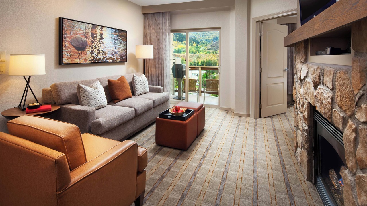 Photo of Livingroom in Avon