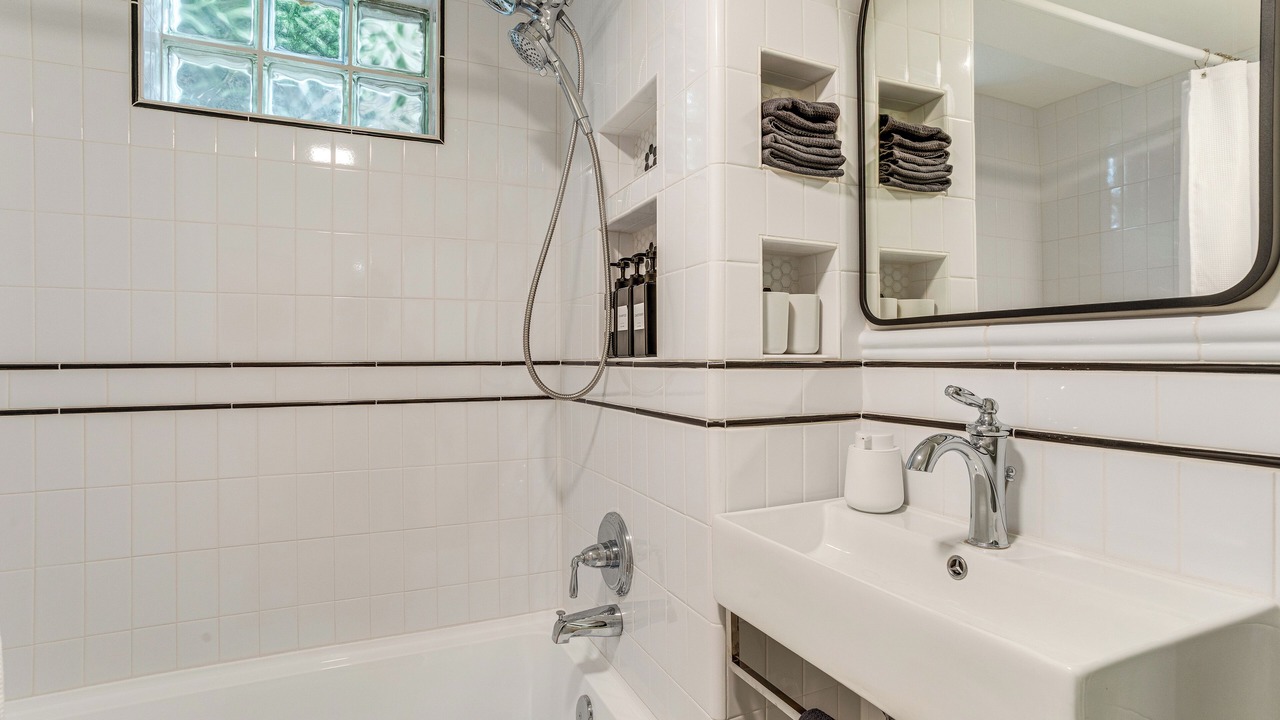 Photo of Bathroom in Cheesman Park