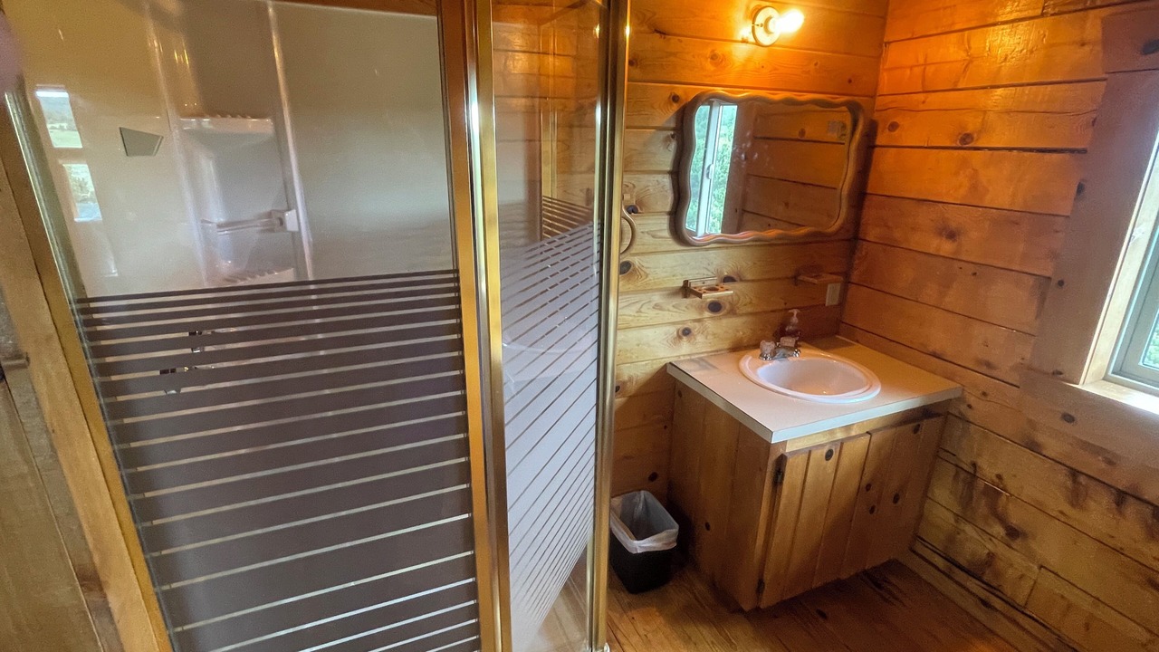 Photo of Bathroom in Gulnare