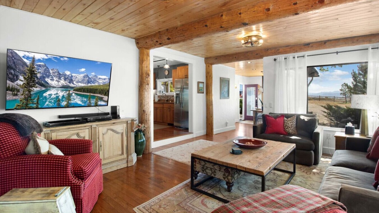 Photo of Livingroom in Glenwood Springs