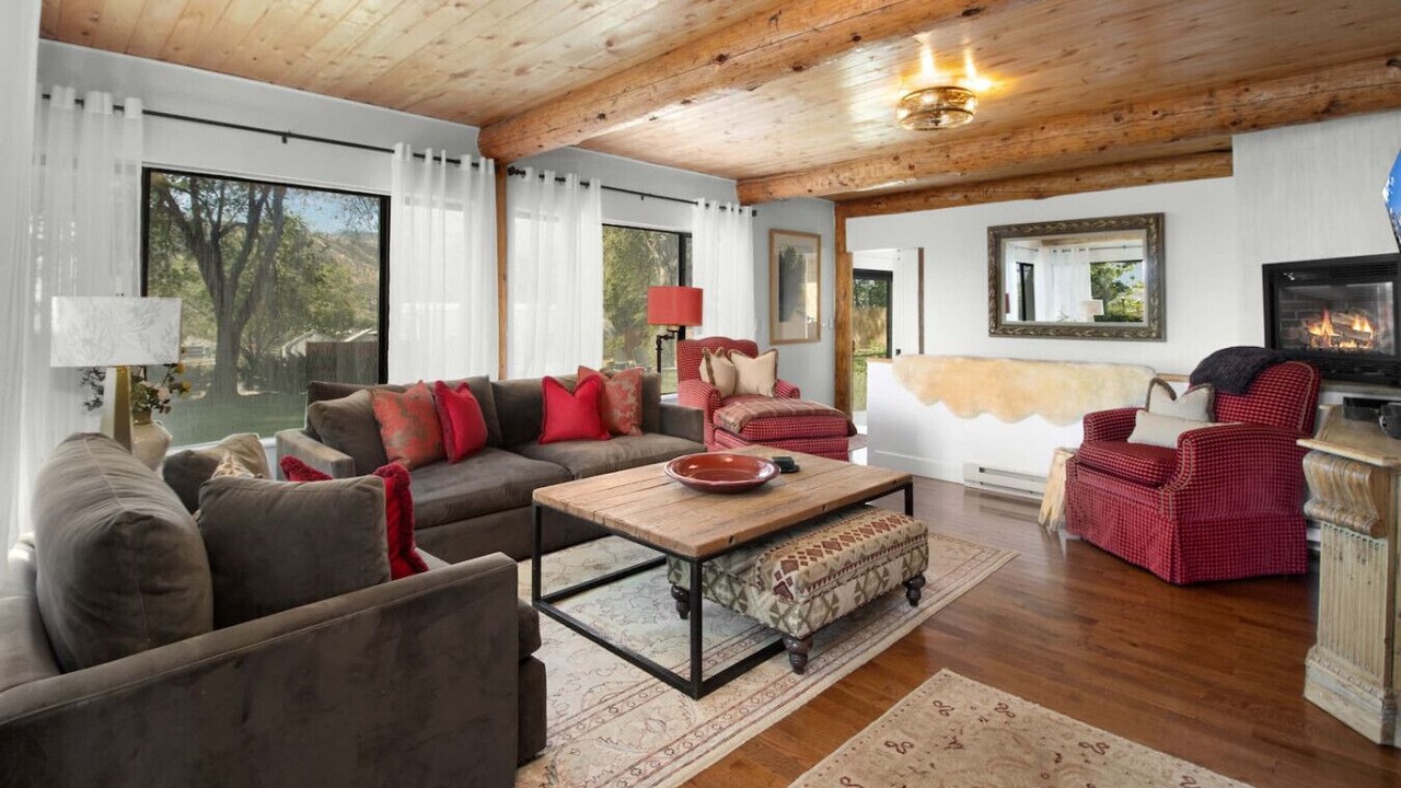 Photo of Livingroom in Glenwood Springs