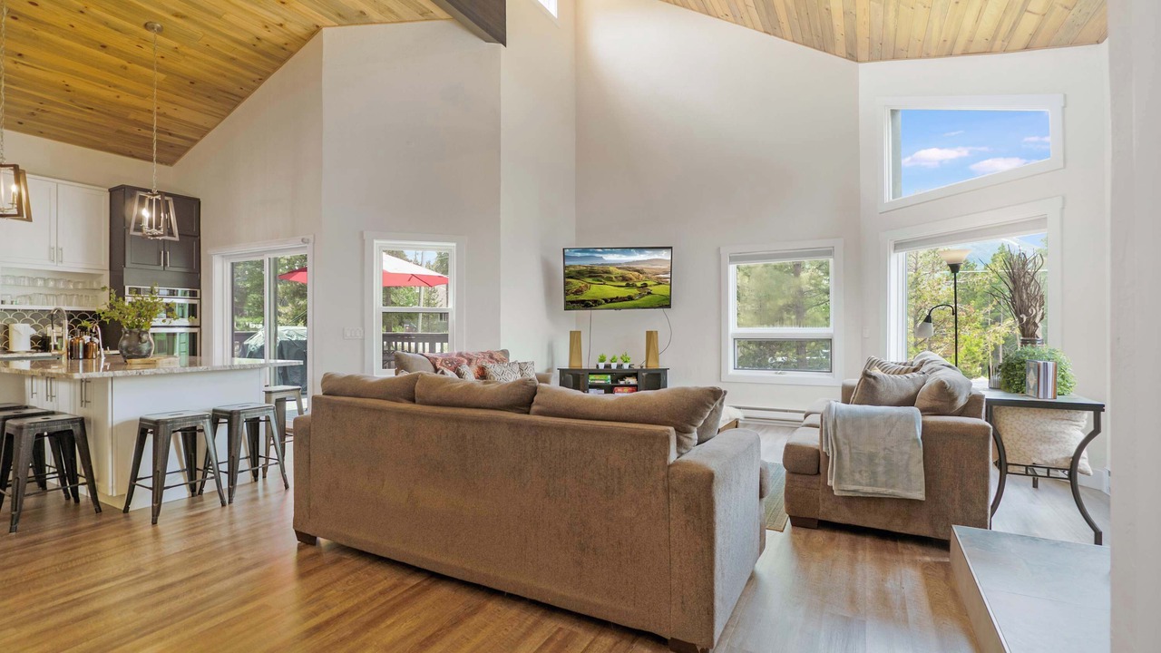 Photo of Bedroom in Breckenridge Heights