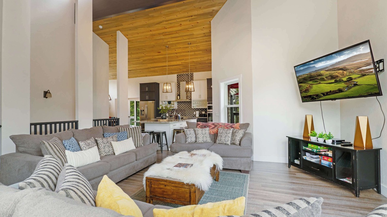 Photo of Livingroom in Breckenridge Heights
