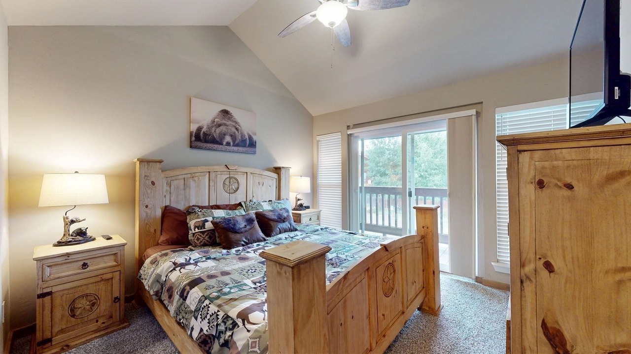 Photo of Bedroom in Crested Butte South
