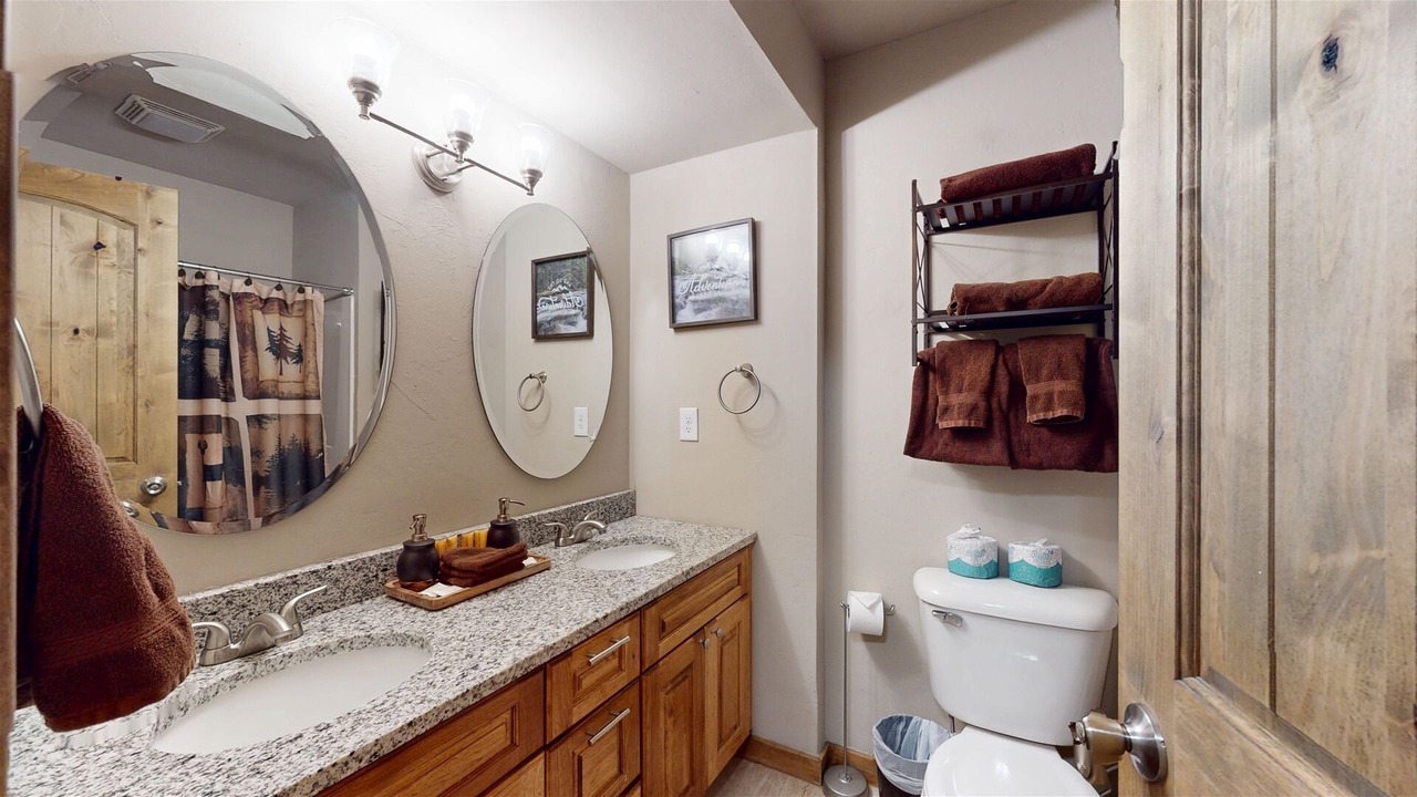 Photo of Bathroom in Crested Butte South