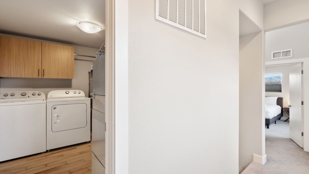 Photo of Bedroom in Old Town North
