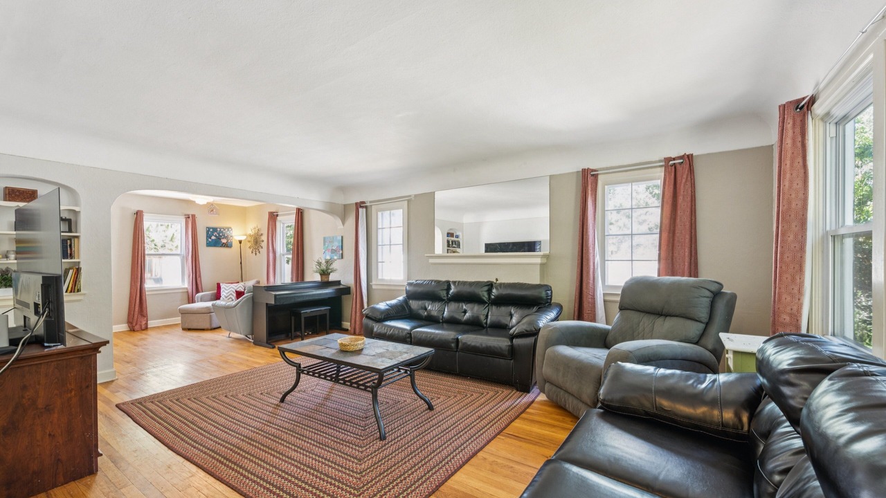 Photo of Bedroom in Greeley