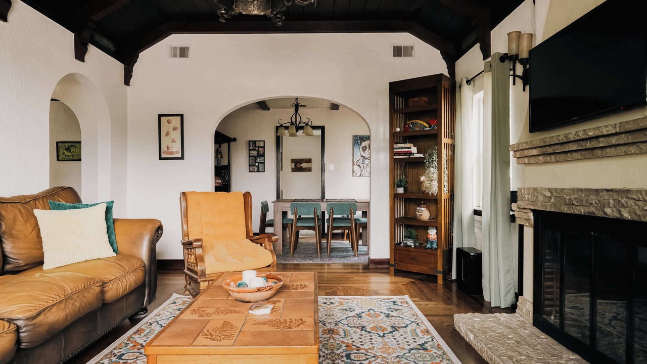 Photo of Livingroom in Hilltop
