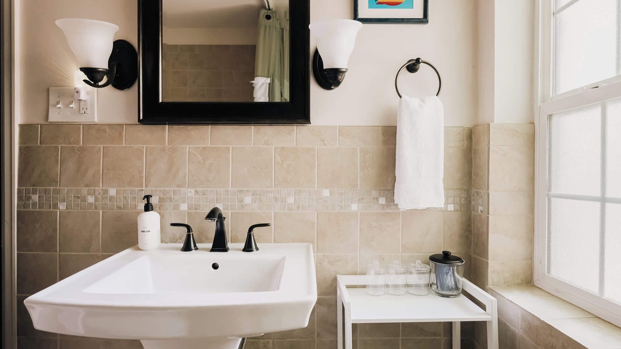 Photo of Bathroom in Hilltop