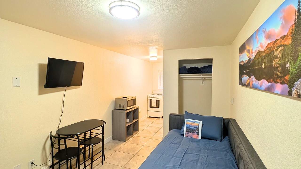 Photo of Bedroom in West Colorado Springs