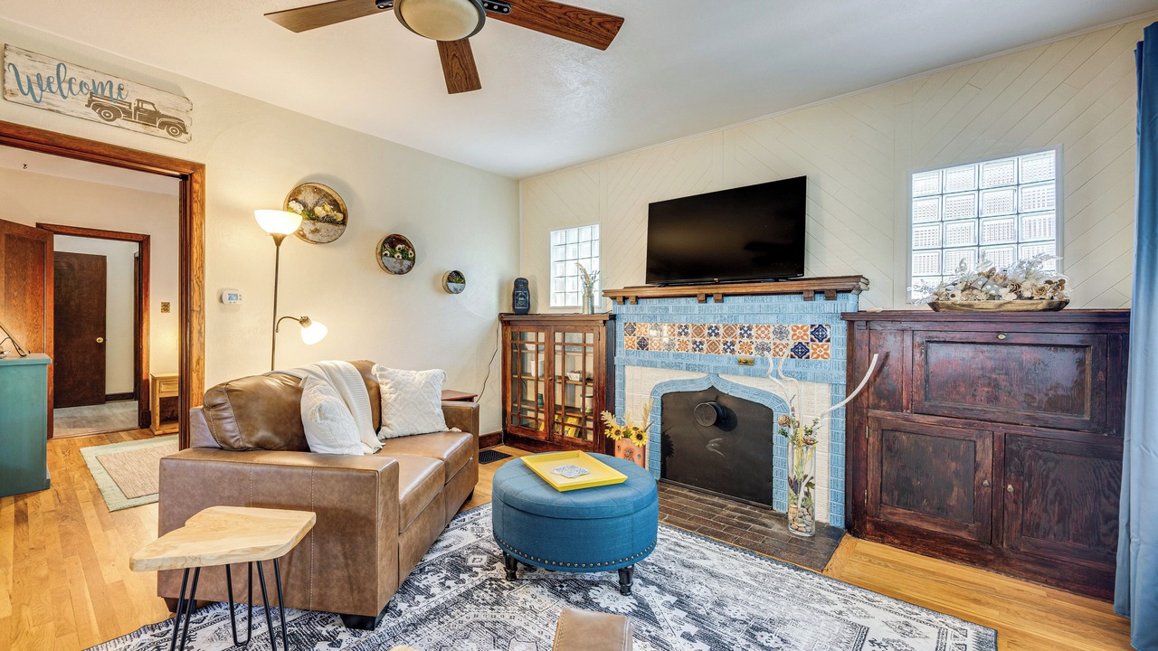 Photo of Livingroom in Pueblo