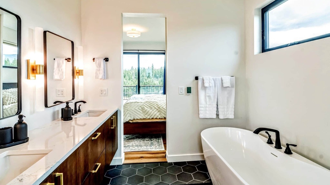 Photo of Bathroom in Winter Park Highlands