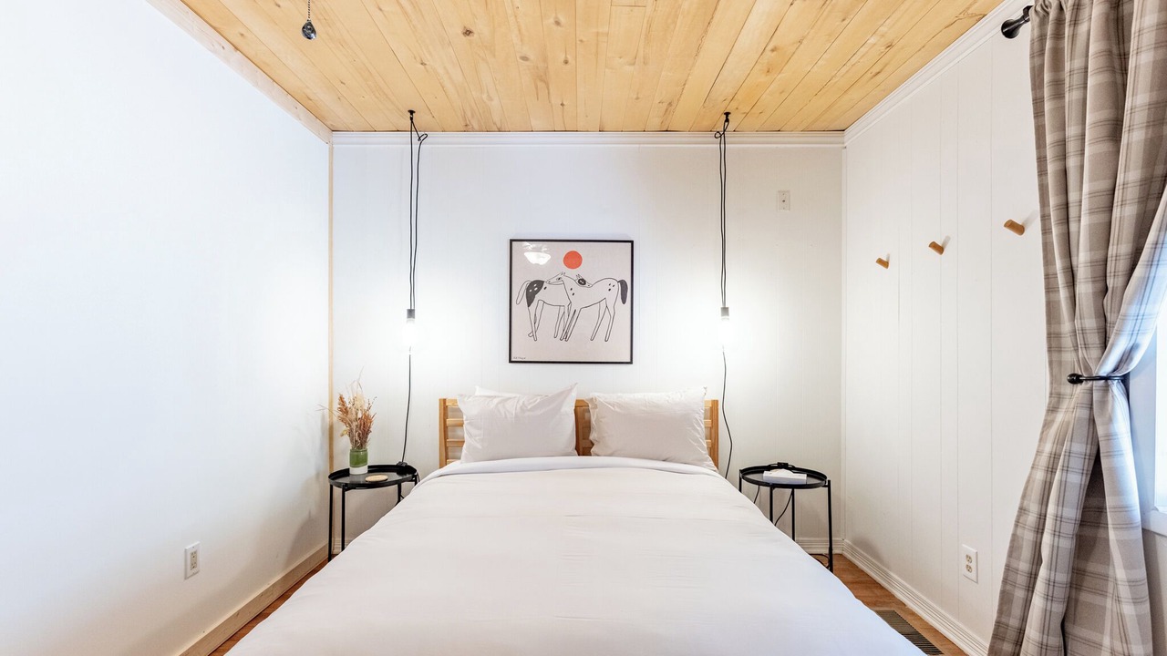 Photo of Bedroom in Villa Grove