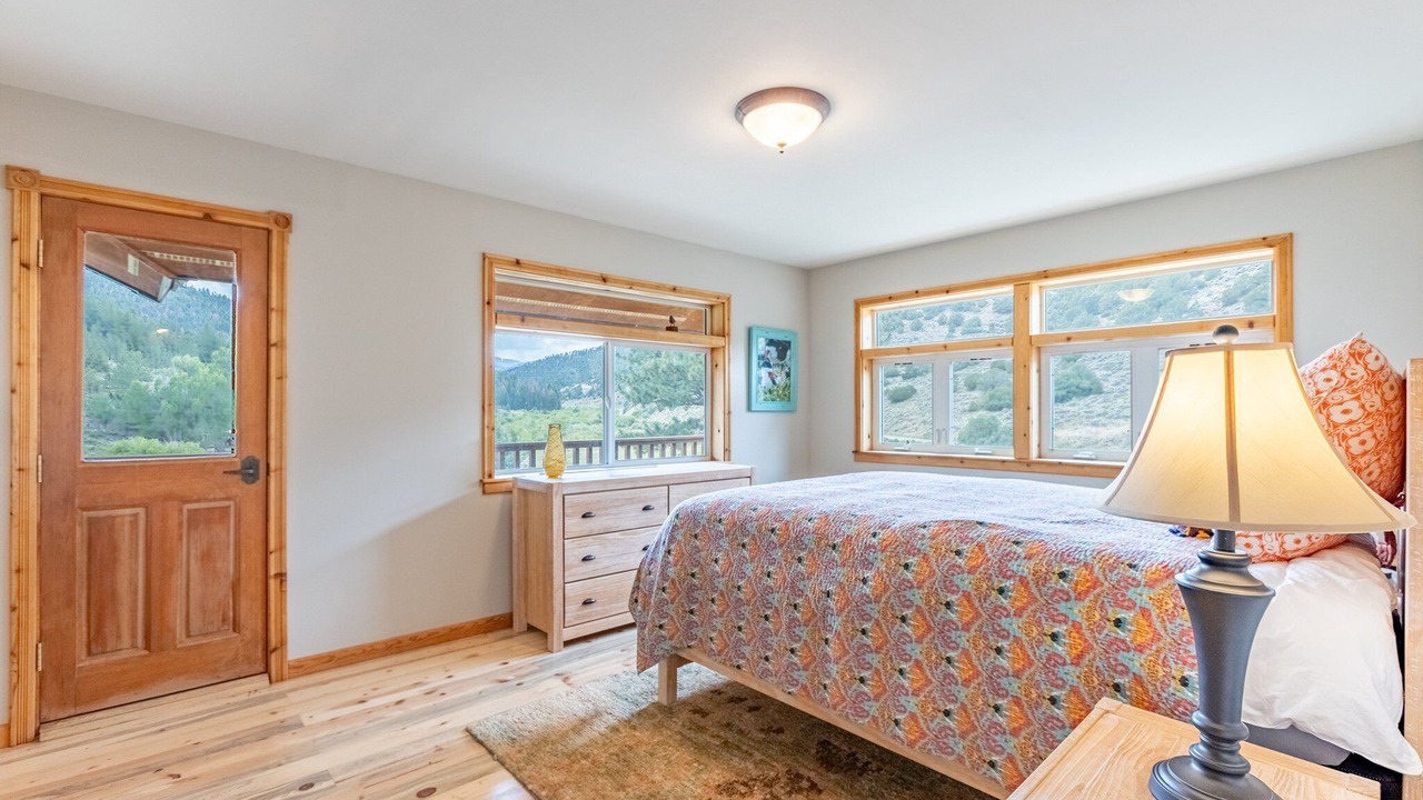 Photo of Bedroom in Salida