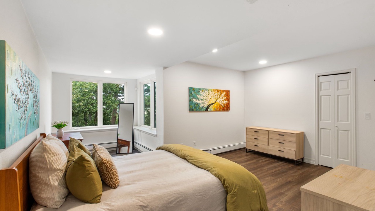 Photo of Bedroom in Skyway