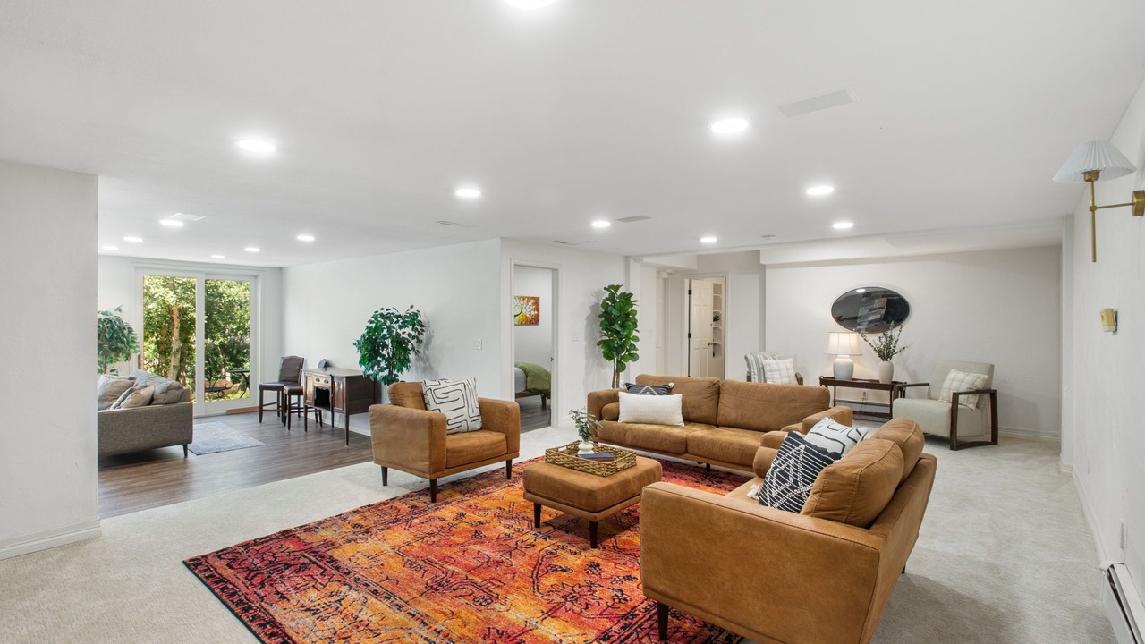 Photo of Livingroom in Skyway
