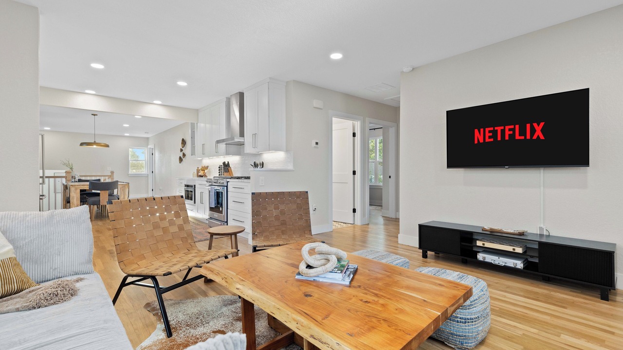Photo of Livingroom in Berkley