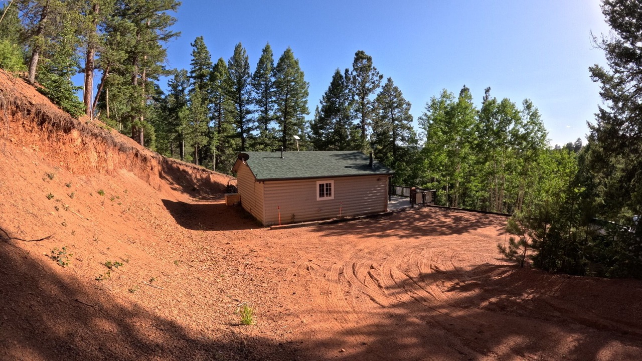 Photo of Others in Rainbow Valley