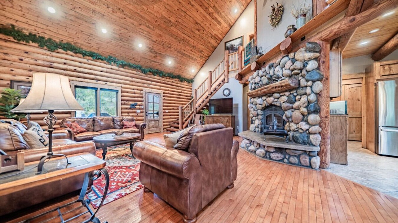 Photo of Livingroom in Carriage Hills