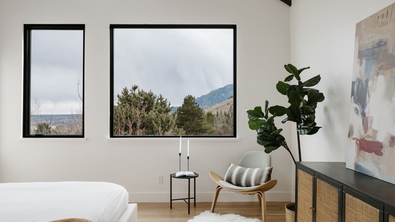 Photo of Bedroom in Wonderland Hills