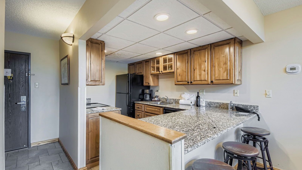 Photo of Kitchen in Peak 9