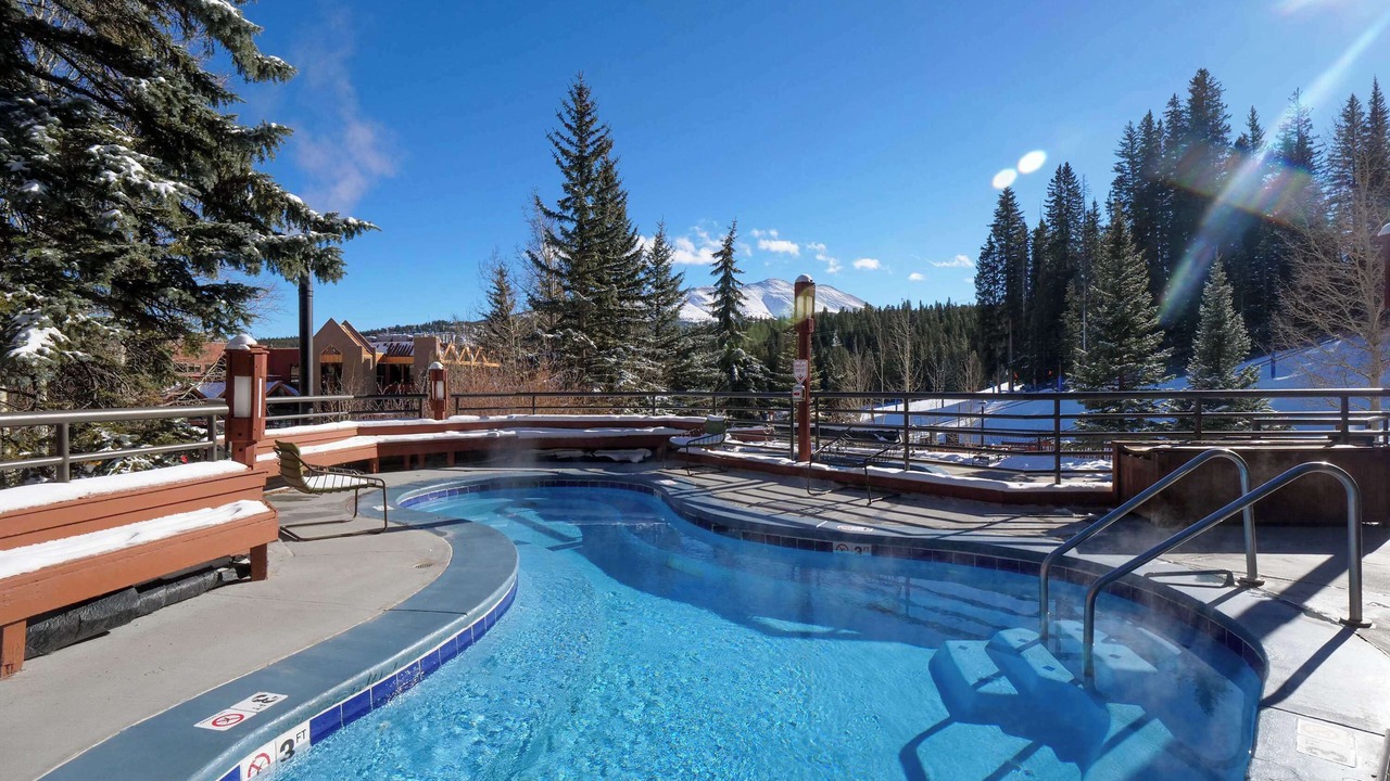 Photo of Outdoor in Peak 9