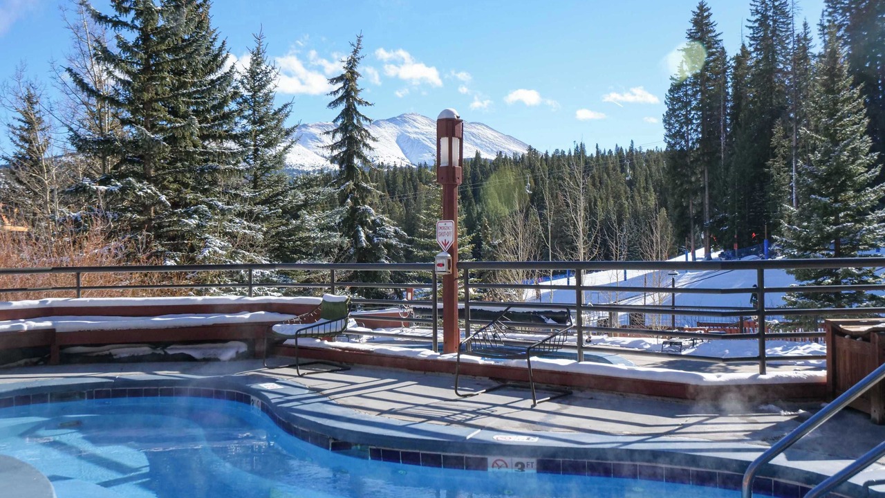 Photo of Outdoor in Peak 9