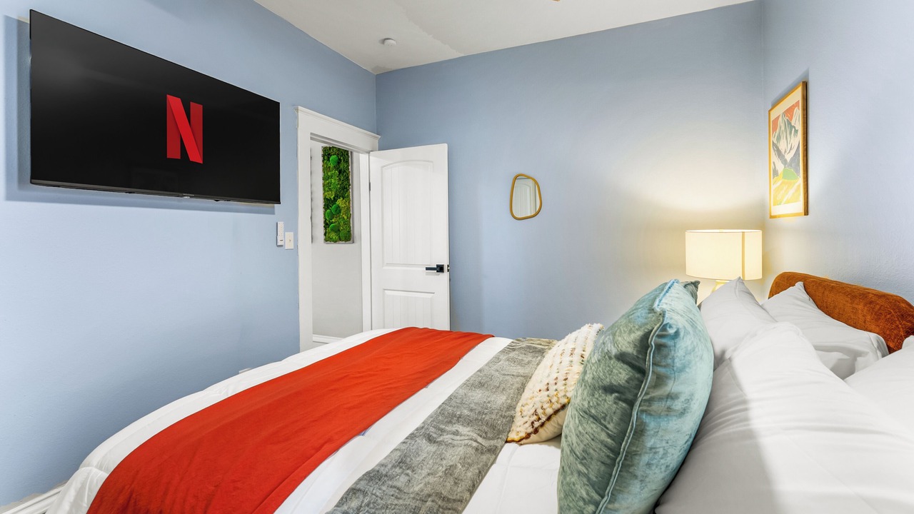 Photo of Bedroom in Northside