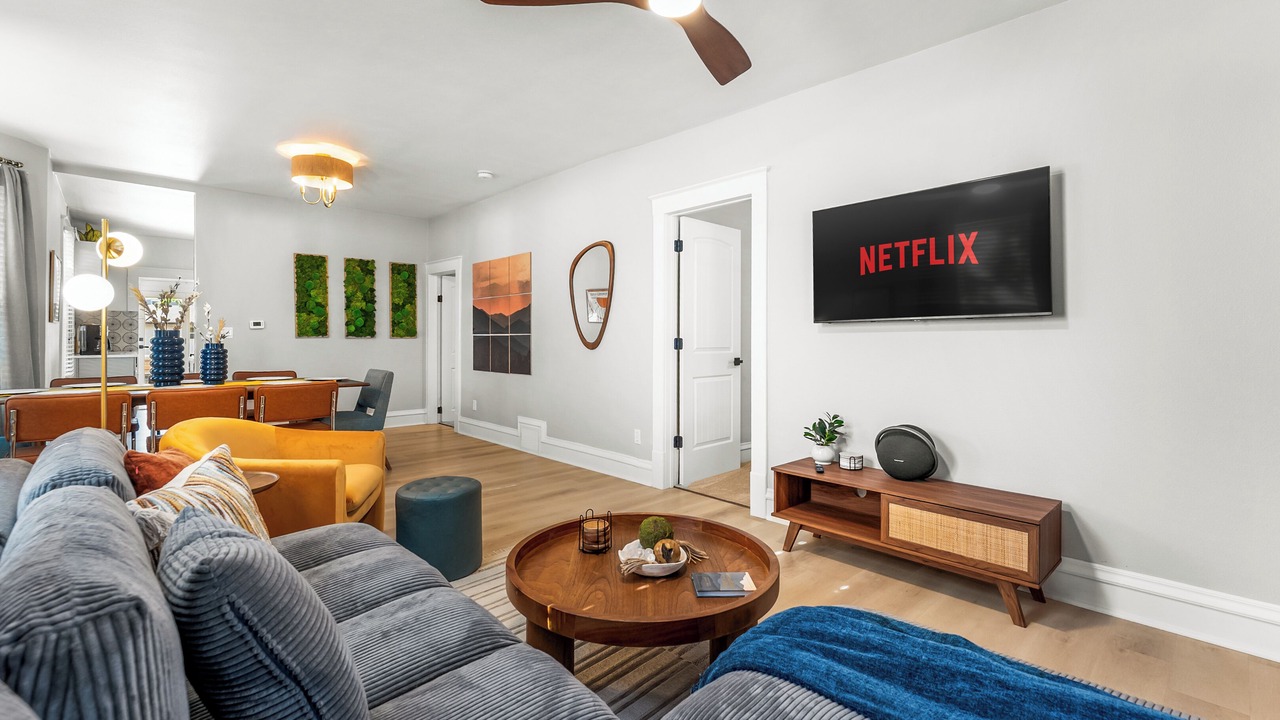 Photo of Livingroom in Northside