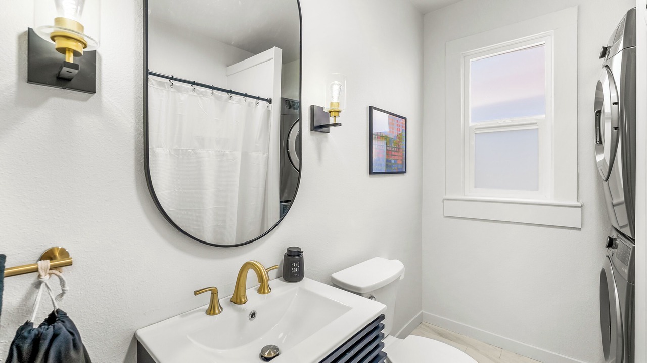 Photo of Bathroom in Northside