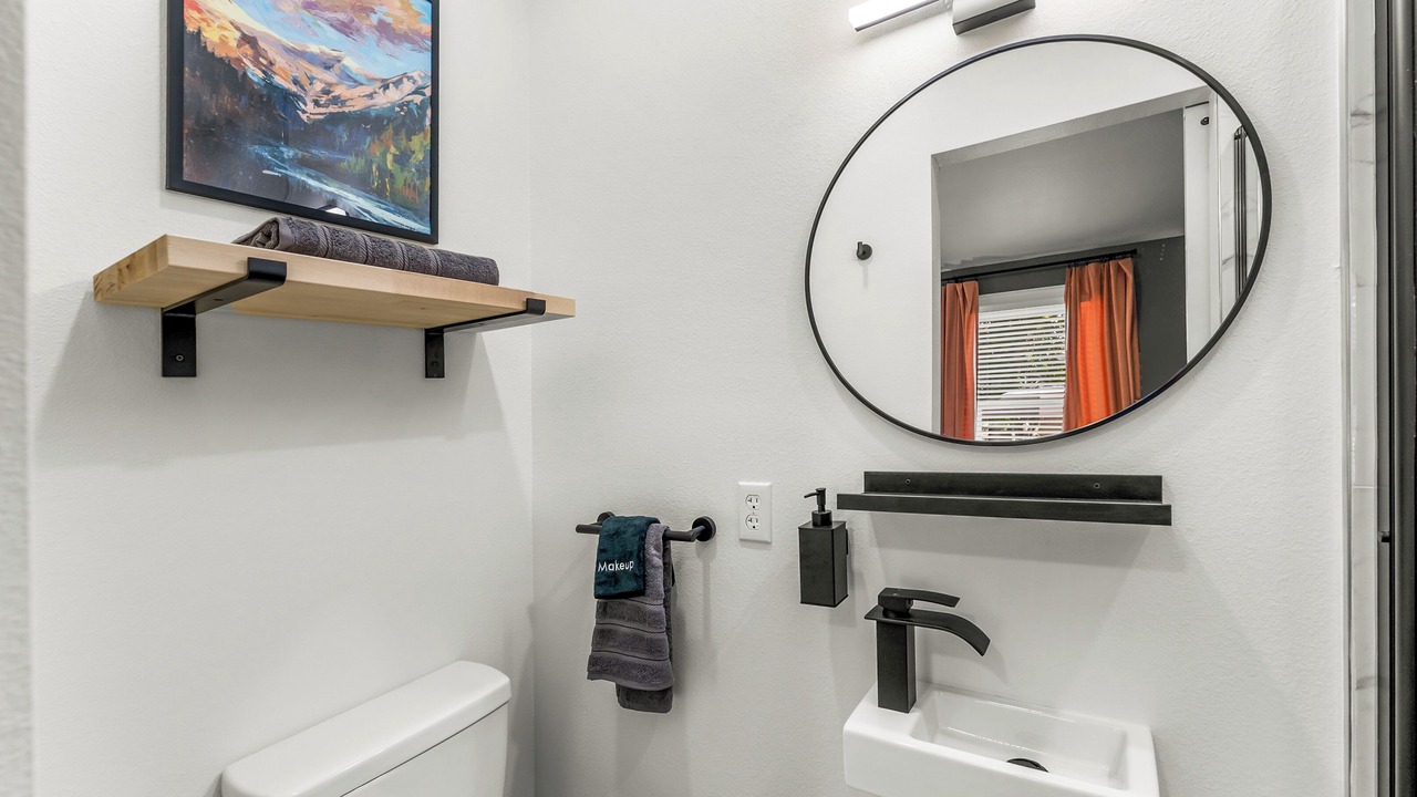 Photo of Bathroom in Northside