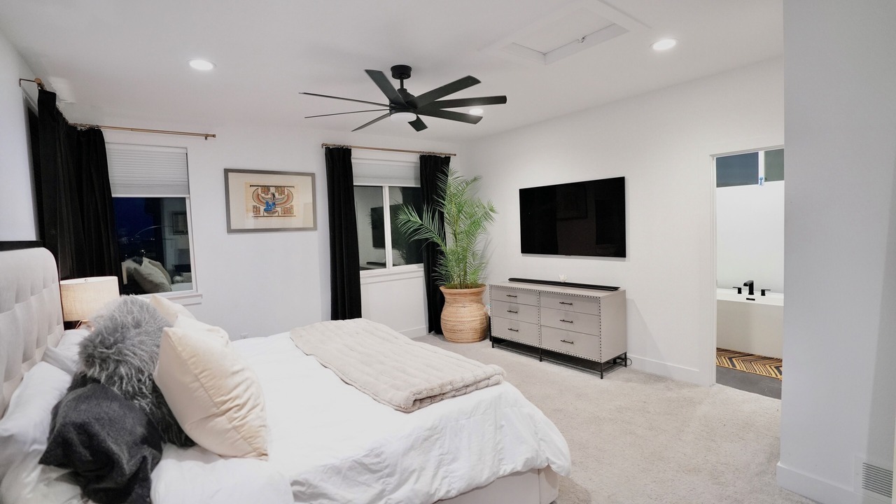 Photo of Bedroom in Aurora