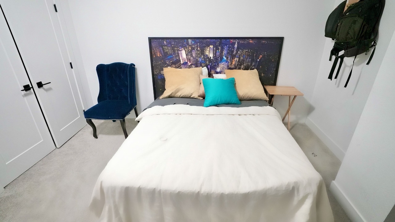 Photo of Bedroom in Aurora