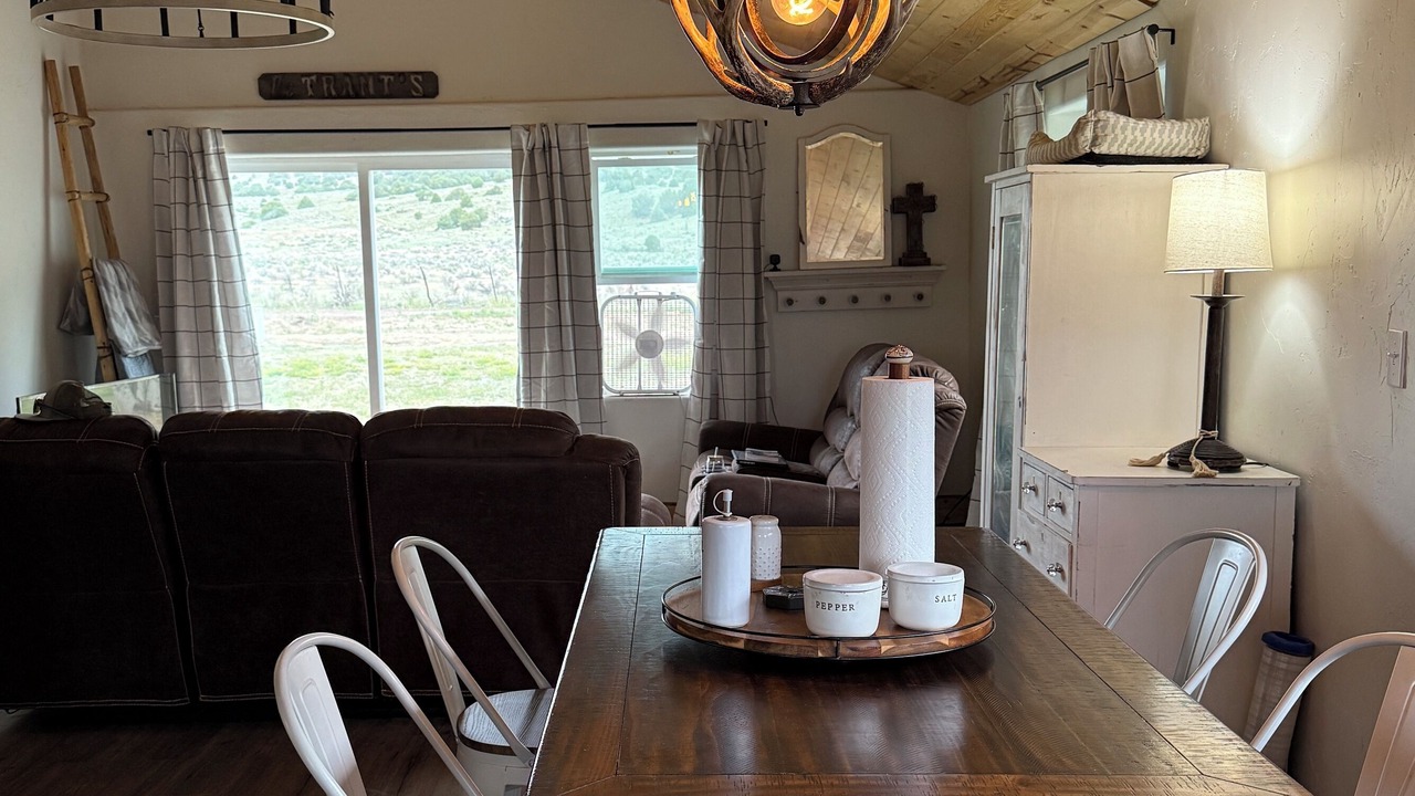Photo of Livingroom in Antonito