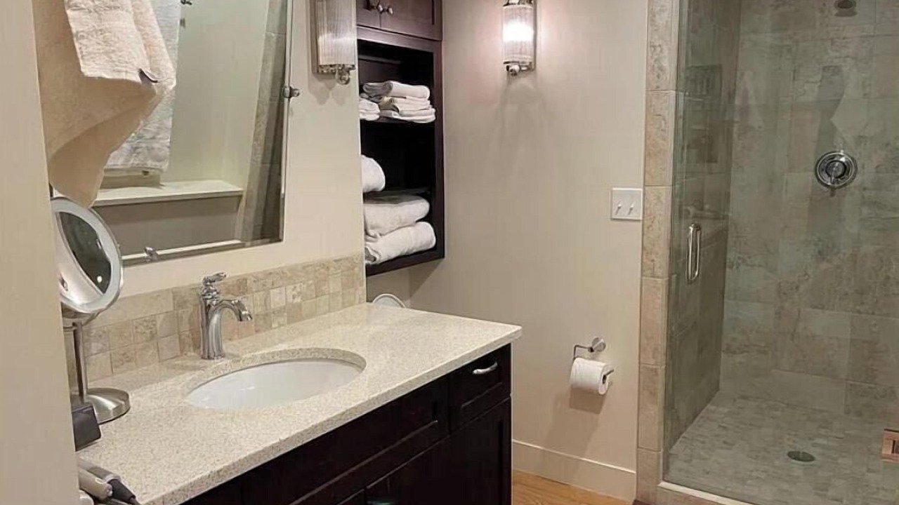 Photo of Bathroom in Central Boulder