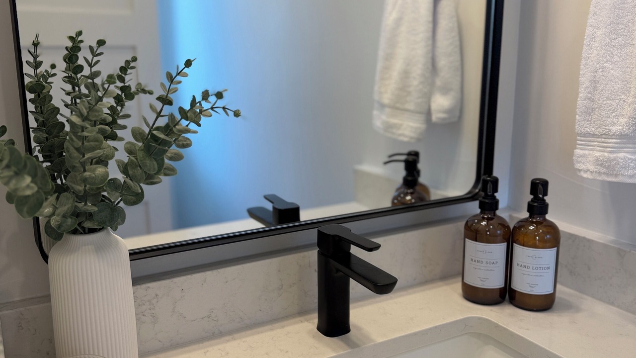 Photo of Bathroom in Jefferson Park