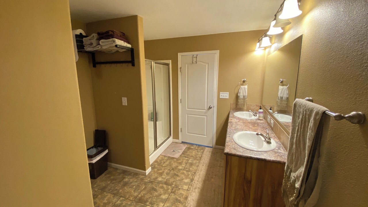 Photo of Bathroom in Dotsero