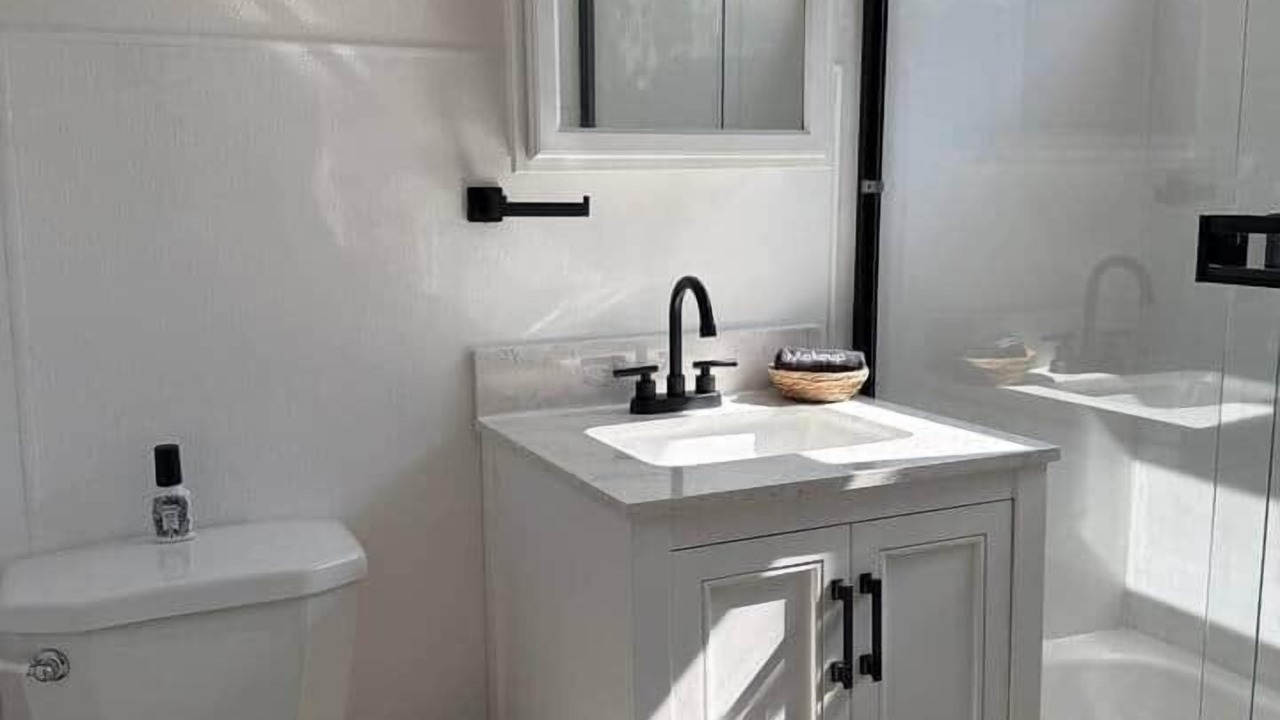 Photo of Bathroom in Sterling