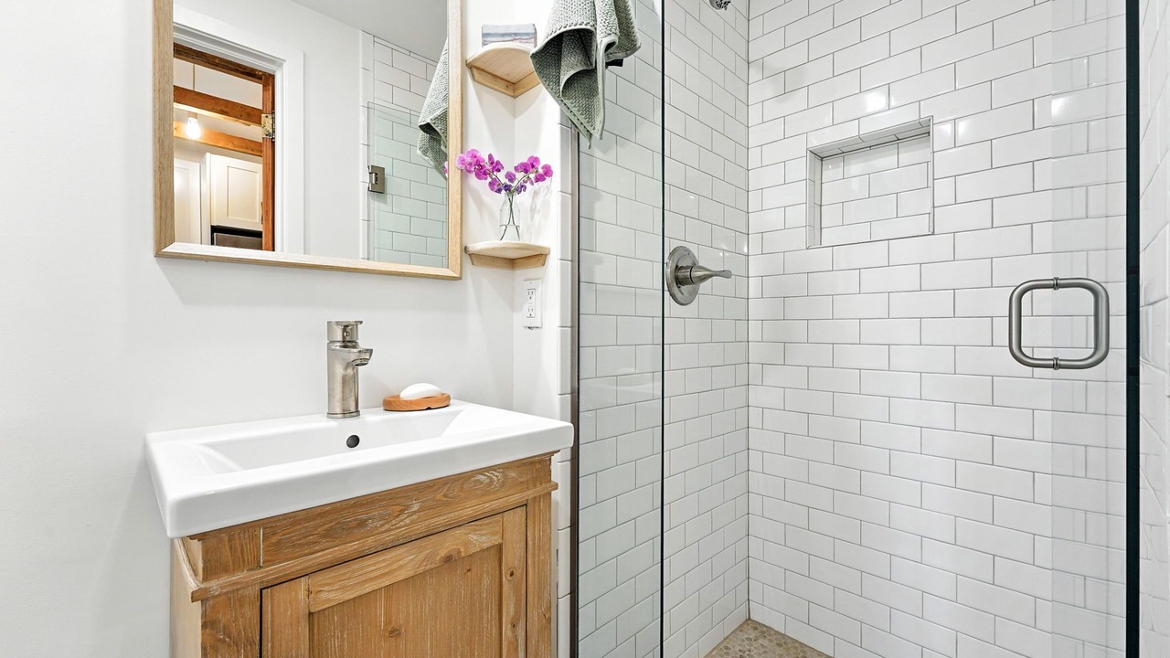 Photo of Bathroom in Lower Arapahoe