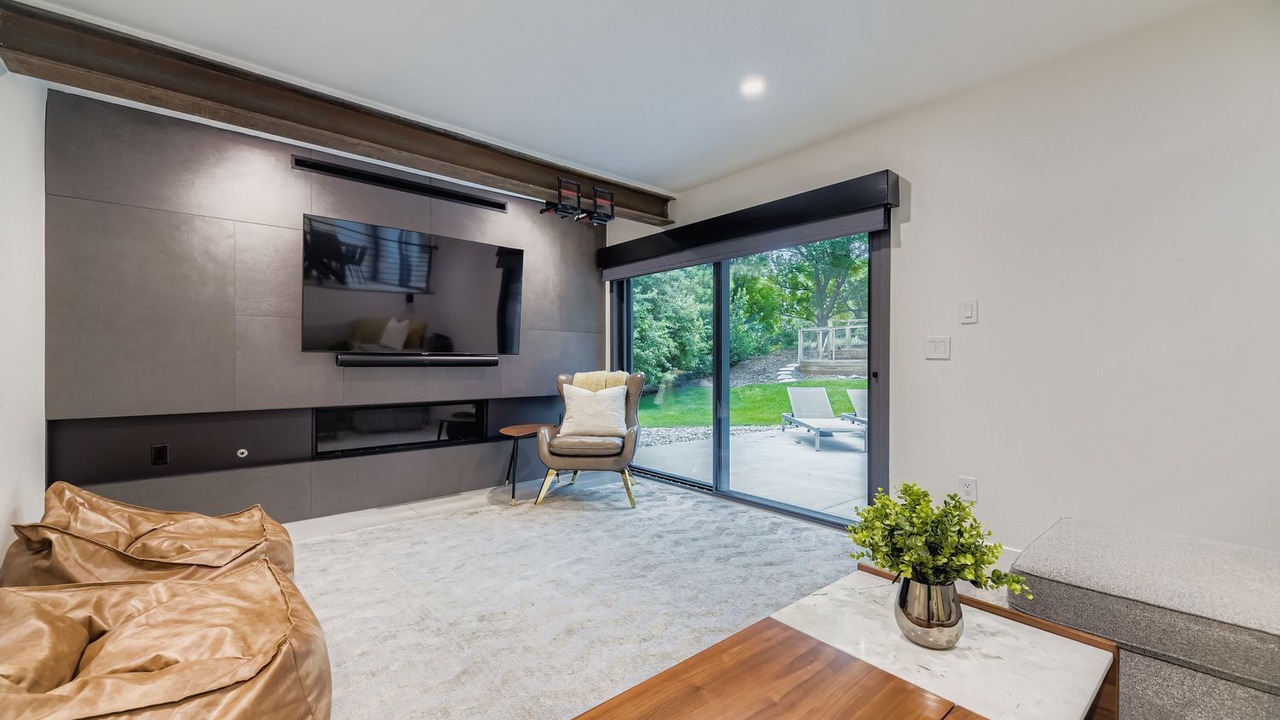 Photo of Livingroom in Greenwood Village