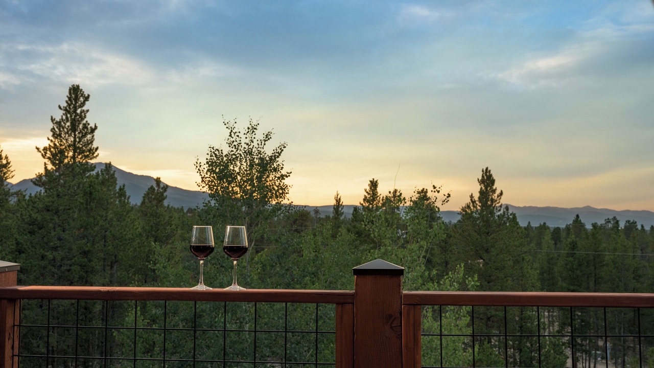 Photo of Outdoor in Twin Lakes